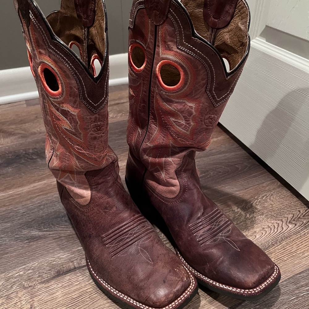 Ariat Men's Dark Brown and Red Leather Boots